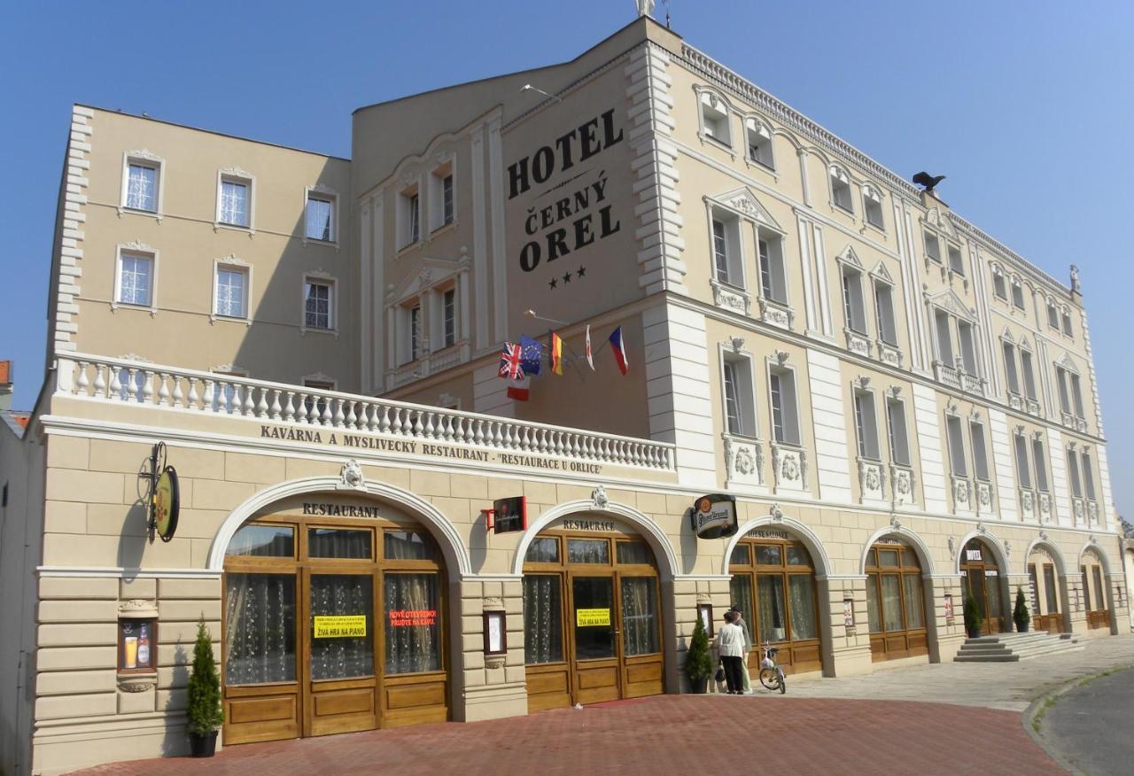 Hotel Cerny Orel Zatec Eksteriør billede